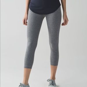 Lululemon Wunder Under II 21” S-6